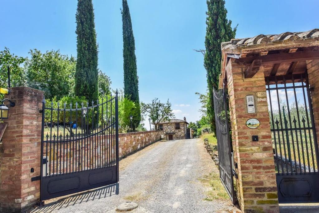 Agriturismo Podere Biancospino Piscina Privata Chianciano Terme Exterior foto
